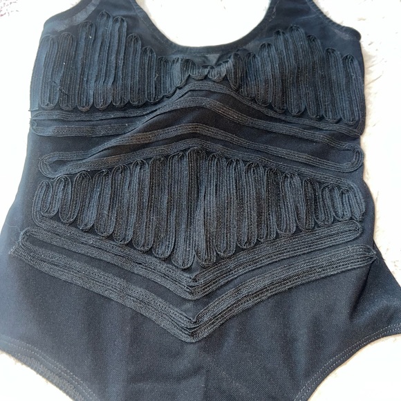 Detailed Black XXS Bodysuit - Picture 3 of 3